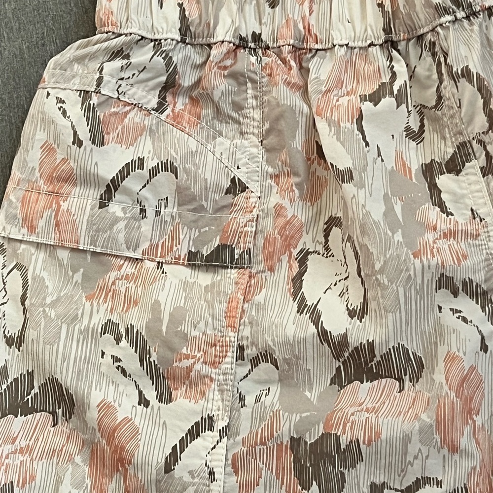 NWT FP Movement Free People into the wild Printed Mid Rise Shorts size XS - Picture 2 of 15